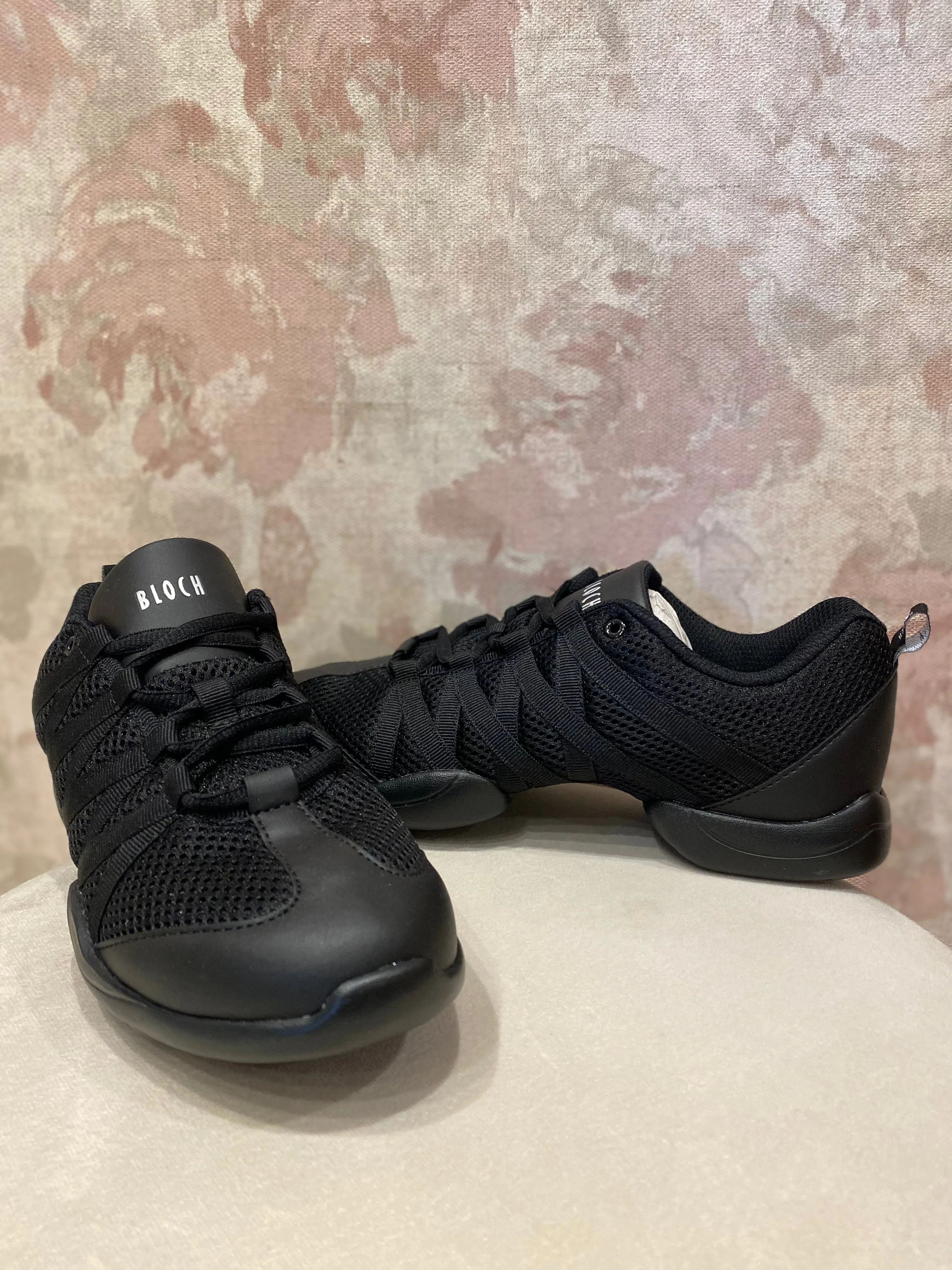 Adult Criss Cross Split Sole Dance Sneakers