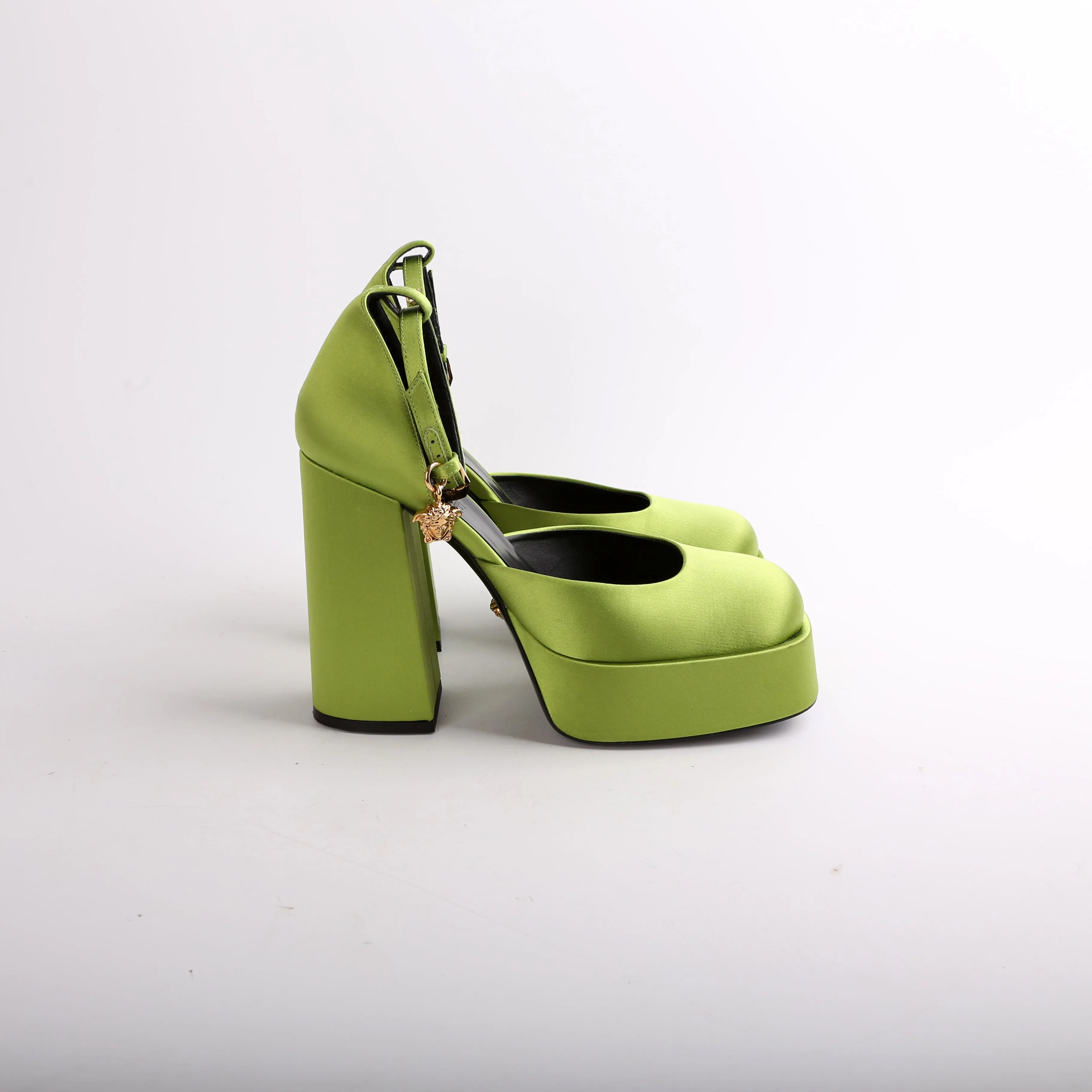 Aveitas Double Platform Pumps Size 38