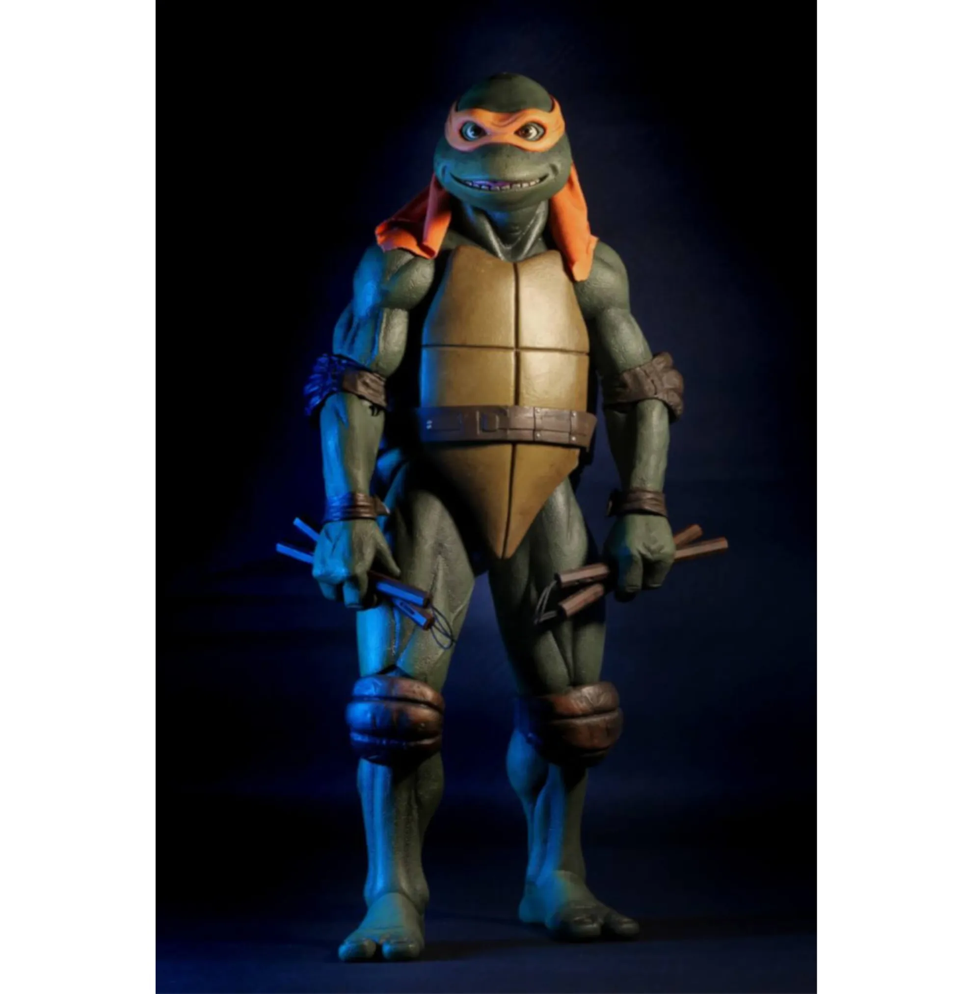 NECA Teenage Mutant Ninja Turtles (1990 Movie) 1/4 Scale Michelangelo Figure