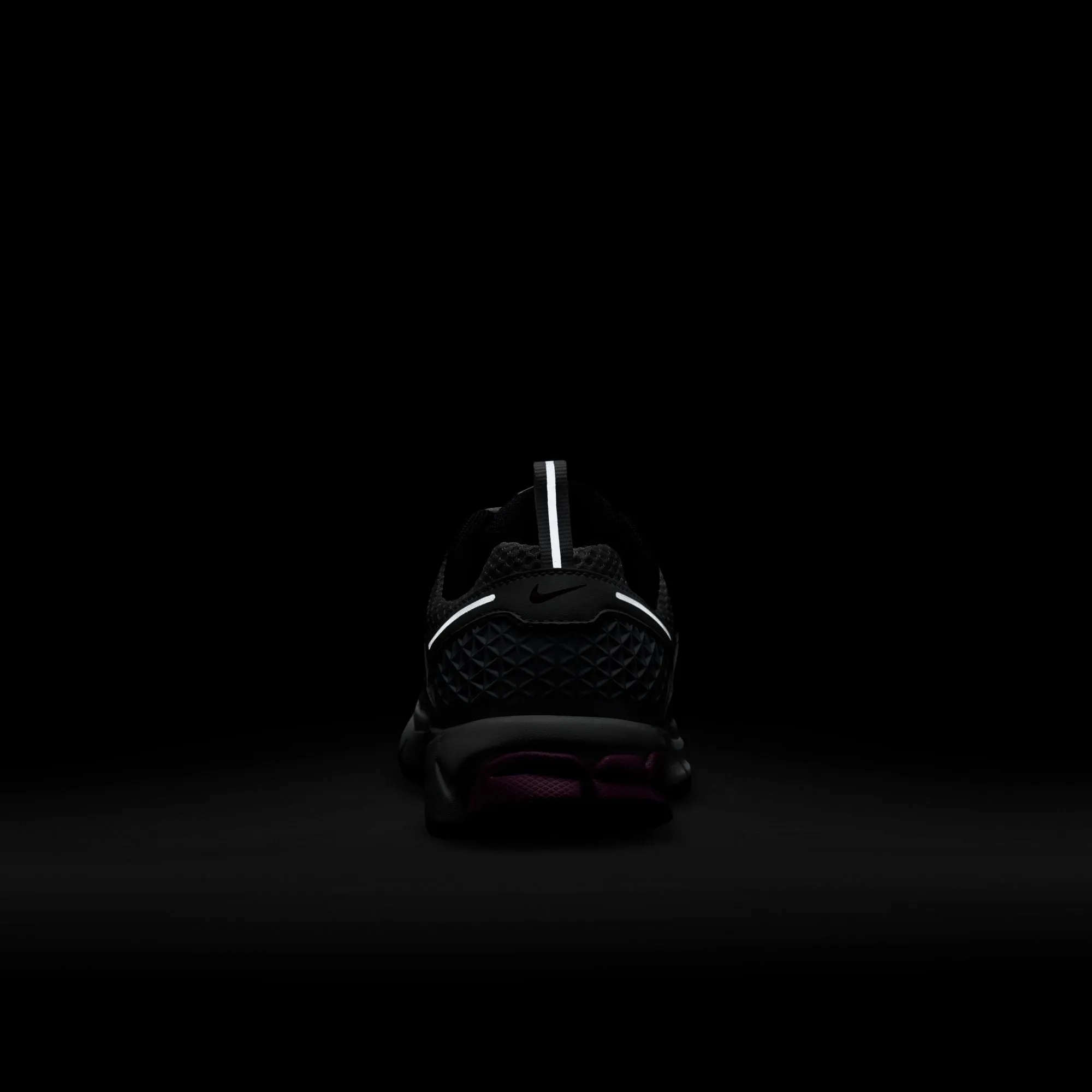 Nike Vomero 5 Shoes