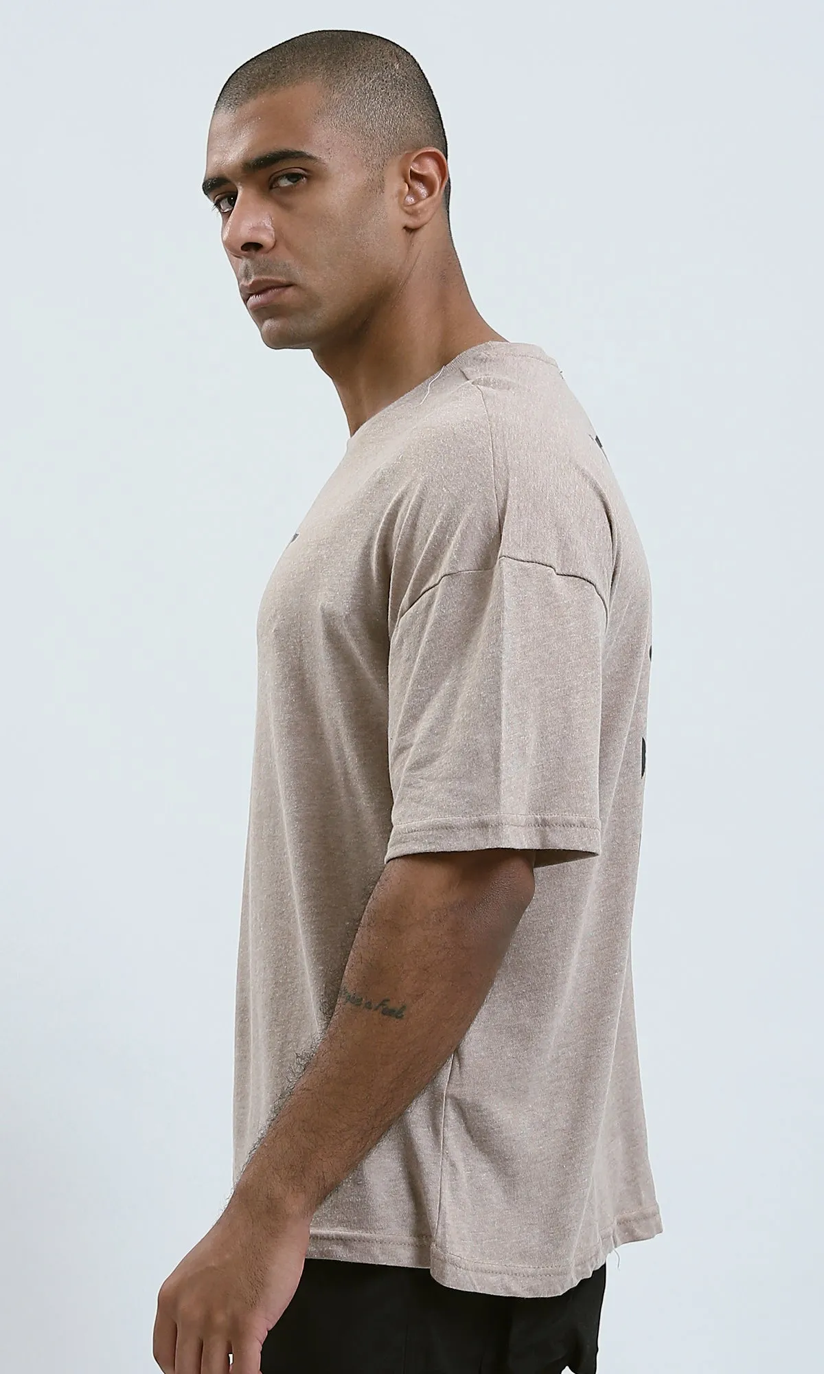 O188737 - Elbow-Sleeves Printed "Artist" Pastel Beige Tee