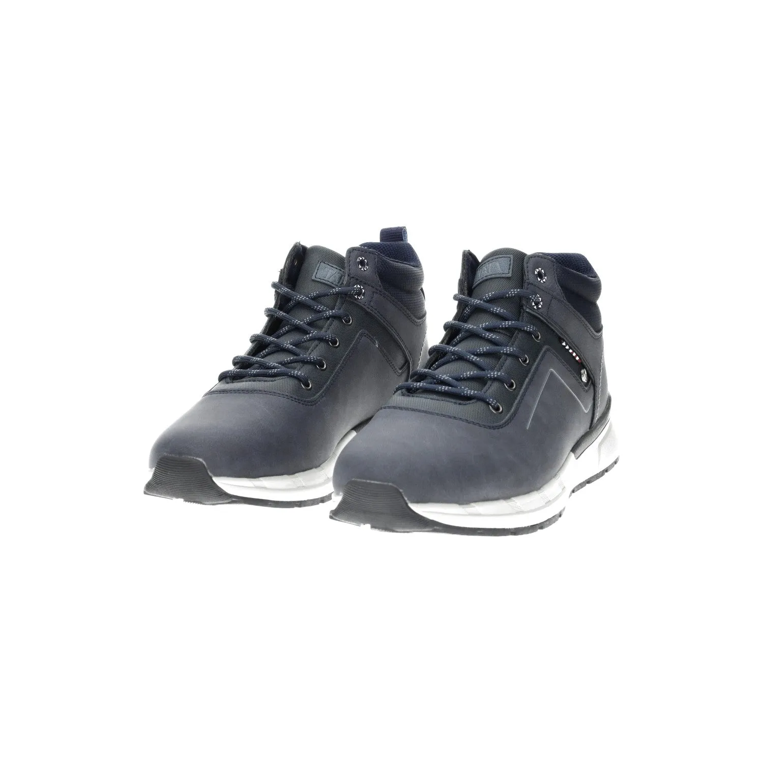 Sneakers memory active
