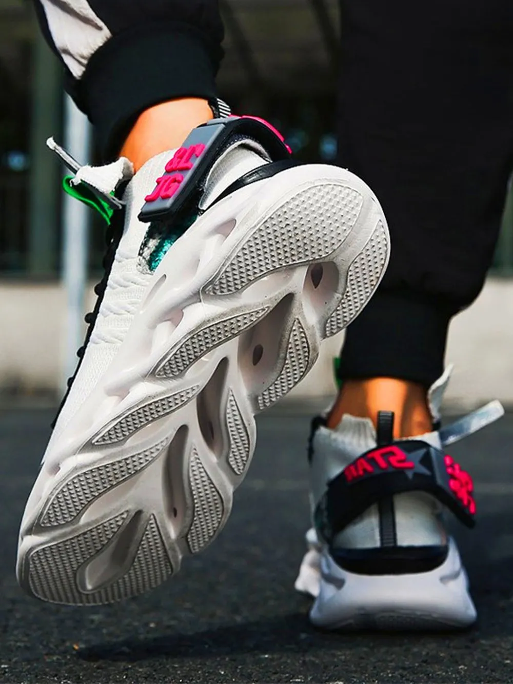 VISION Spectre Sneakers