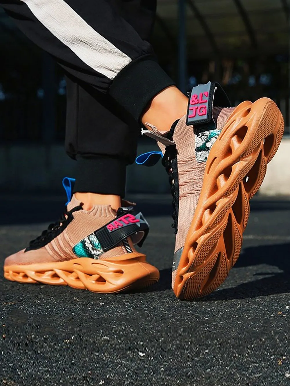 VISION Spectre Sneakers